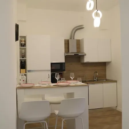 Irina Apartment *