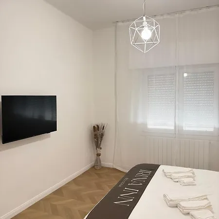 Irina Apartamento Bolonia