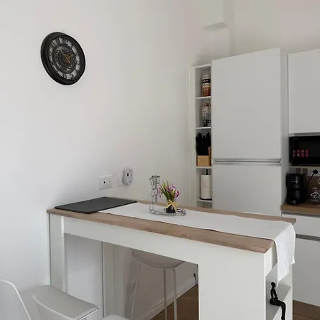 Irina Apartamento